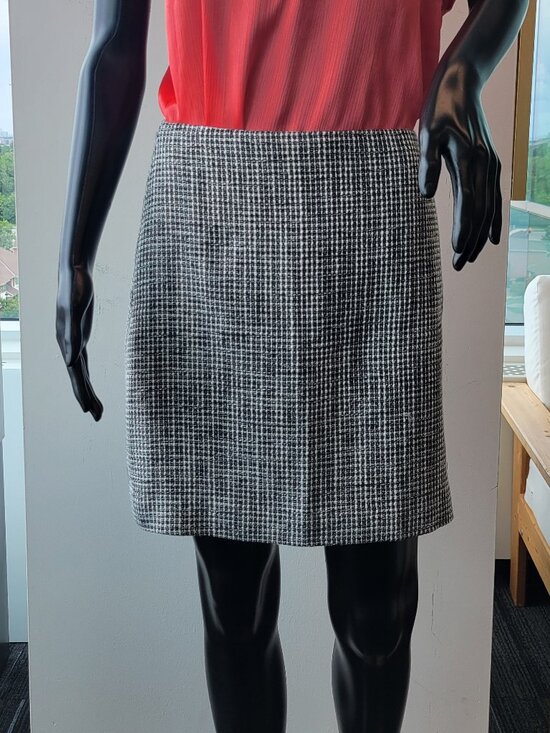 Calvin Klein Dresses & Skirts - Calvin Klein Tweed Mini Skirt